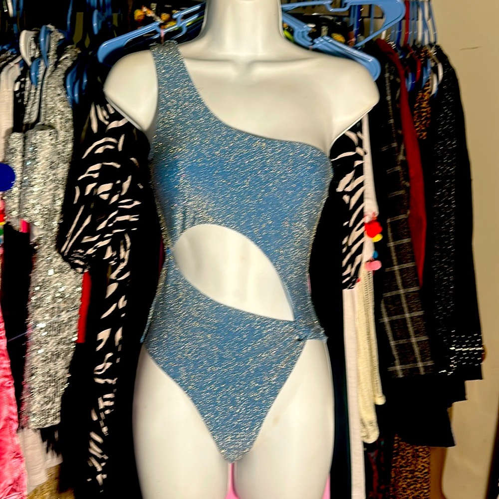 Baobab. Swimsuit nikka one suit glossy blue.